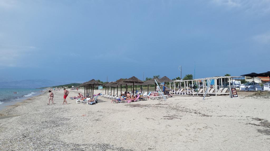 Vakantiehuis Filia Almiros strand
